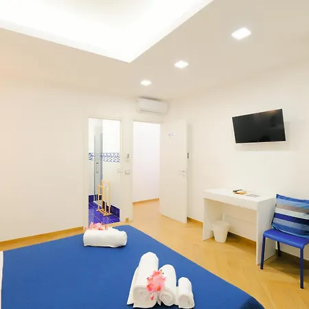 Nord Ovest Amalfi Coast , Frühstückspension 4*